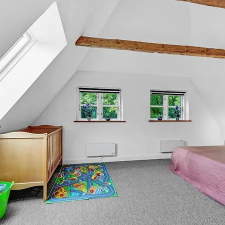 Сasa de vacaciones 3 Bedroom Cozy In Tranekær