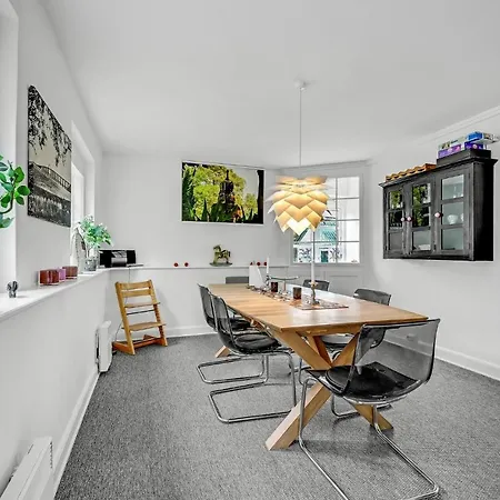 3 Bedroom Cozy In *