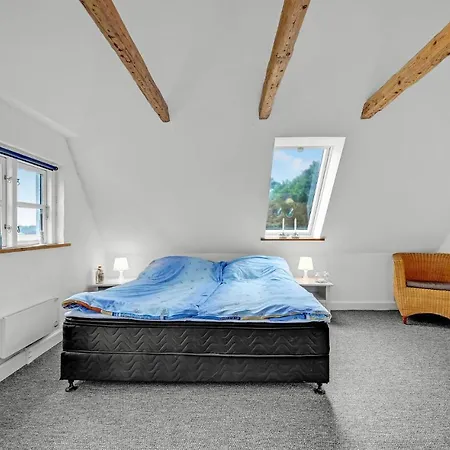 Vakantiehuis 3 Bedroom Cozy In Tranekær