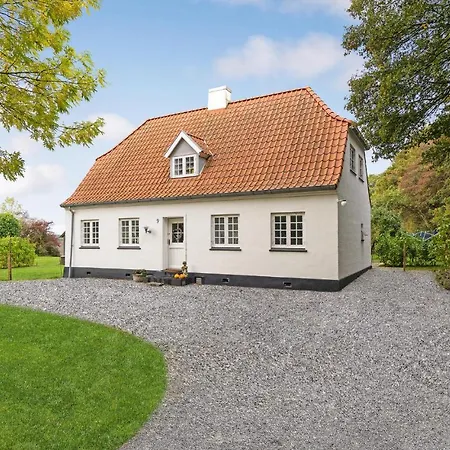 Feriehus 3 Bedroom Cozy In *