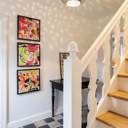 3 Bedroom Cozy In Feriehus